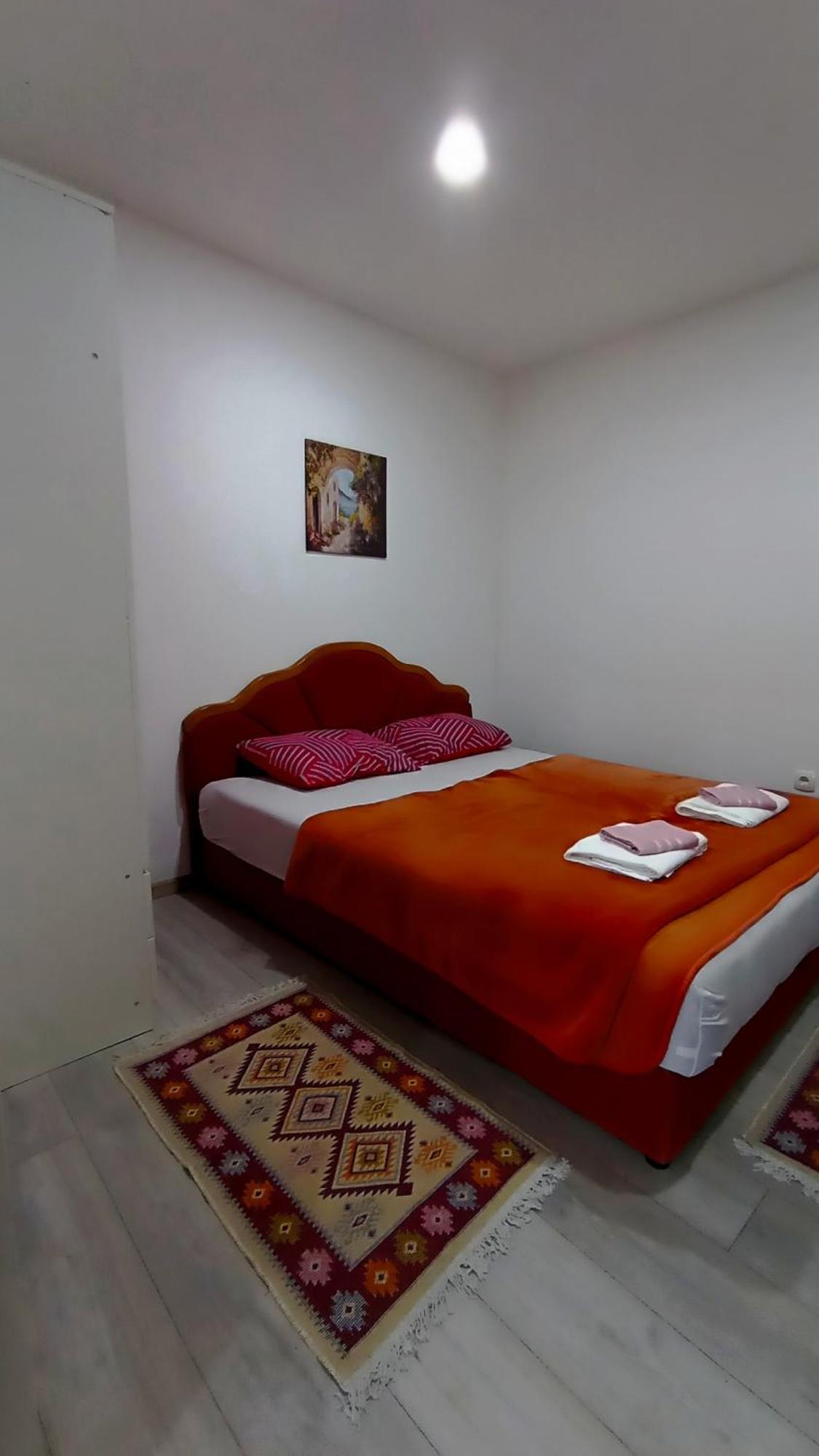 Apartman Orhan Mostar Esterno foto