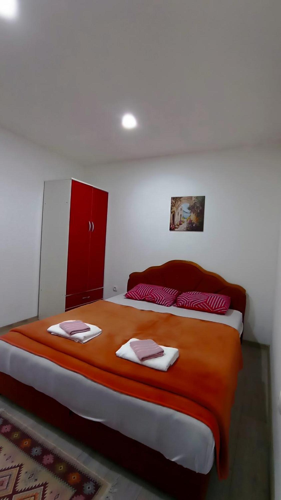 Apartman Orhan Mostar Esterno foto